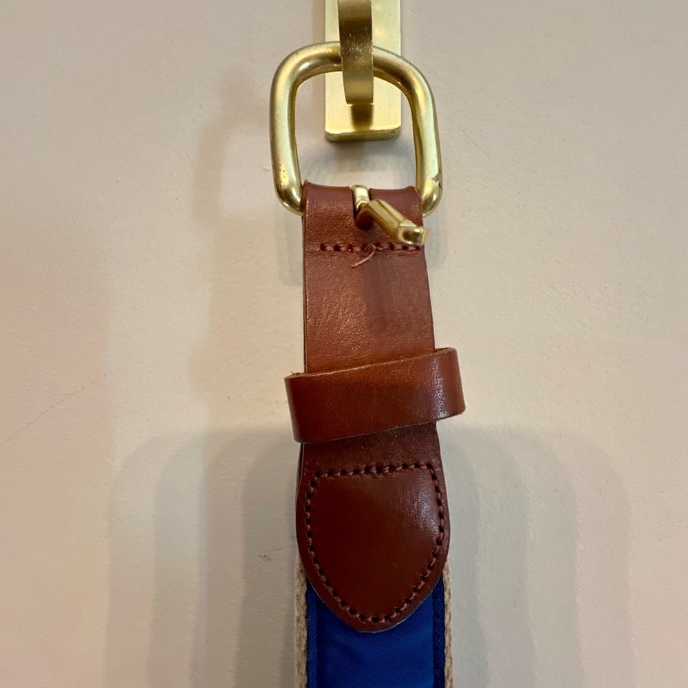 Leather Man Ltd Nautical Blue Crab Embroidered Belt Size 48 - Picture 7 of 8